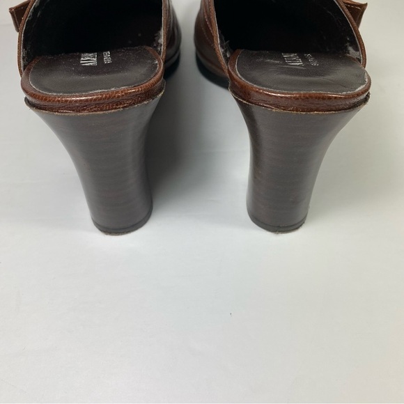 𝅺ALFANI Step N Flex Brown Leather Slip On Mule With Side Detail Size 7.5 - Picture 5 of 9